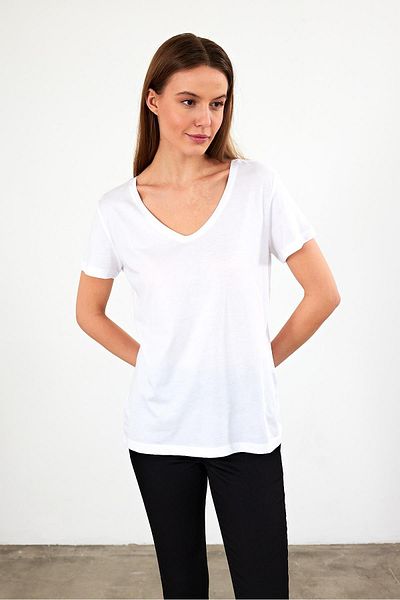 VENA Tricou modal alb cu decolteu în V pentru femei Boyfriend (LYOCELL)
