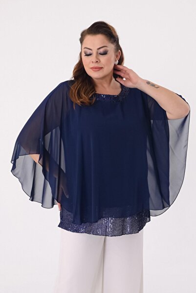 günay boutıque Büyük Beden Yakası ve Etekleri Payet detaylı Bluz-bej