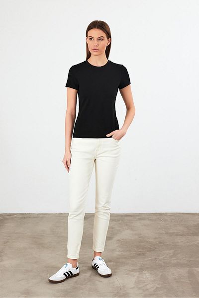VENA Tricou de damă Rachel Black cu decolteu rotund, slim fit