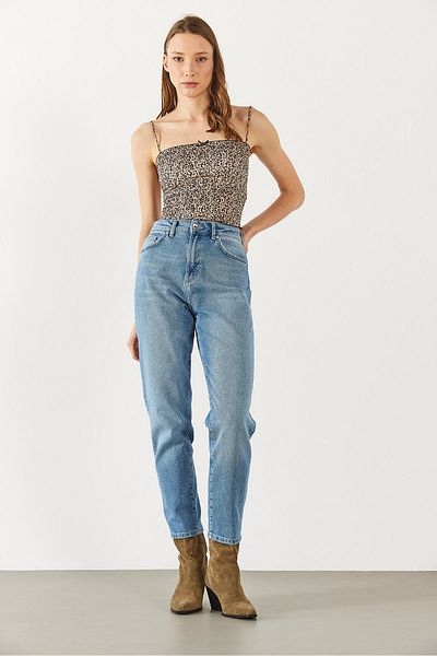VENA Pantaloni Maria Ice Blue Slim Mom Jean - ICE BLUE