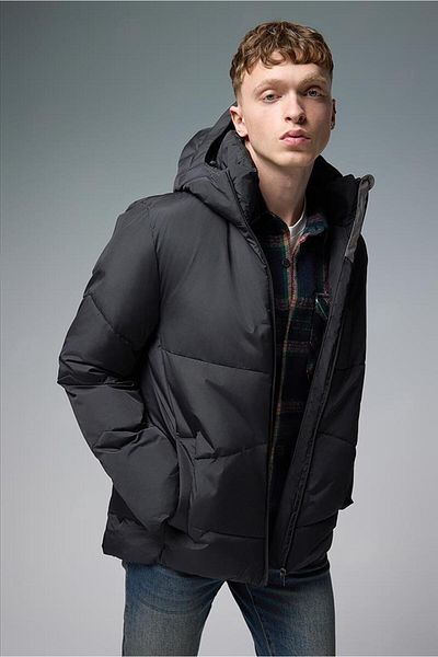 VENA Men's Andre Black Hooded Technical Coat