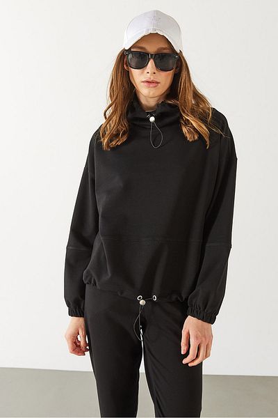 VENA Суитшърт с яка Norah Regular Fit - ЧЕРЕН