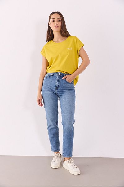 VENA Tricou galben cu logo Cindy Vena