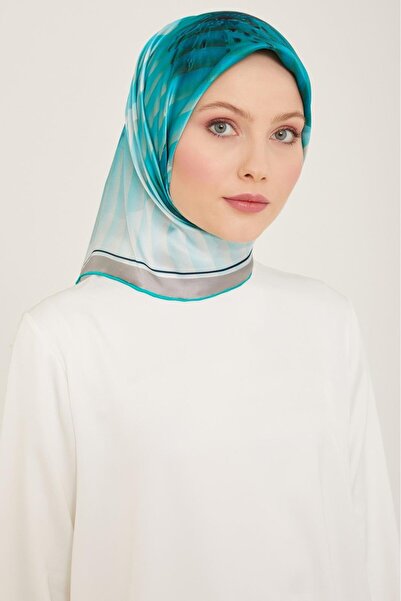 Armine Eșarfă din mătase Tivil cu model de flori verde apă 9100 - 34