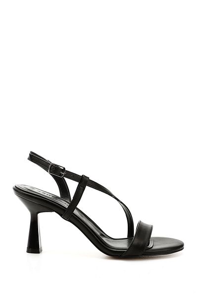 GÖNDERİ(R) Women / Girls Black Strappy Goblet Heel Sandals