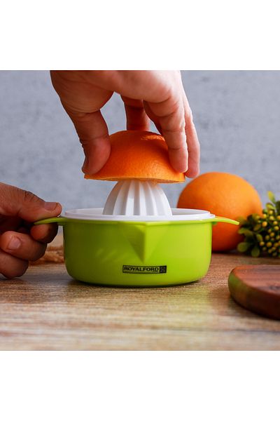 ROYALFORD Citrus Manual Juicer Rf10327 Orange & Lemon Durable Pp Material Special Designed Strainer