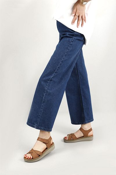 GÖNDERİ(R) Γυναικεία / Κορίτσια Tan Velcro Strap Wedge Heels Γνήσιο δέρμα Comfort σανδάλια
