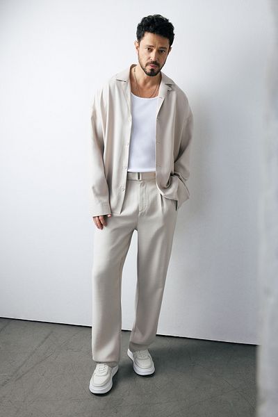 Avva Men's Beige Baggy Fit Classic Waist Front Buckle Detailed Modal Blended Trousers A51Y3033