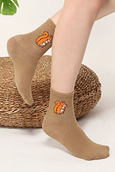 Socks Tunnel Кафяви чорапи с шарки на катерици