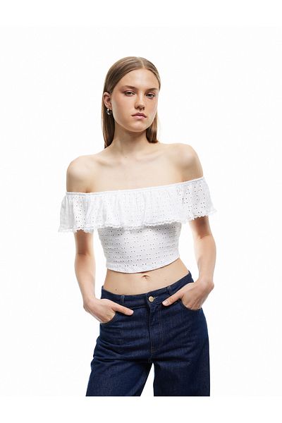 Koton Sleeveless Lined Slim Fit Scalloped Embroidery Ruffle Off-The-Shoulder Crop Blouse