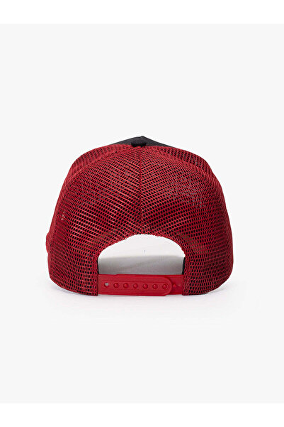 RustandRich Women Men Black Trucker Hat Urban Collection Old Money