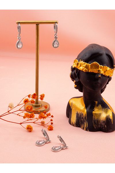 luree accessories Drop Motif Stone Steel Earrings