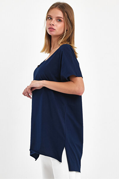 AMAZING CRASH Kadın V Yaka Yırtmaçlı Oversize Basic Tişört