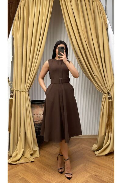 Nida Boutique Sıfır Kol Kemerli Çift Cepli Midi Boy Krep Elbise