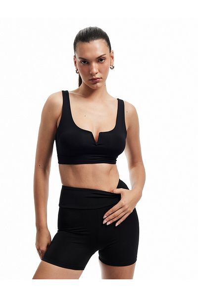 Koton V Neck Sleeveless Slim Fit Covered Interlock Sports Bra