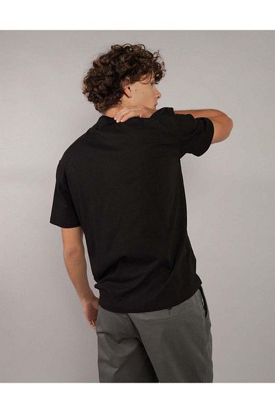 AMERICAN EAGLE تي شيرت بشعار AE
