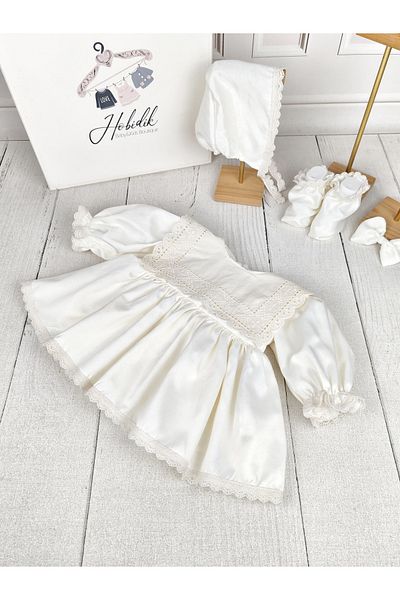 Hobidik Baby Cream Smocked Scallop Lace Dress Set