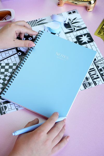 Victoria's Journals Silicone Spiral Notebook 80 Gr. Ivory 18X25Cm Plain
