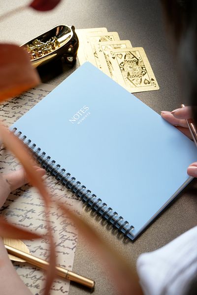 Victoria's Journals Silicone Spiral Notebook 80 Gr Ivory A5 Lined