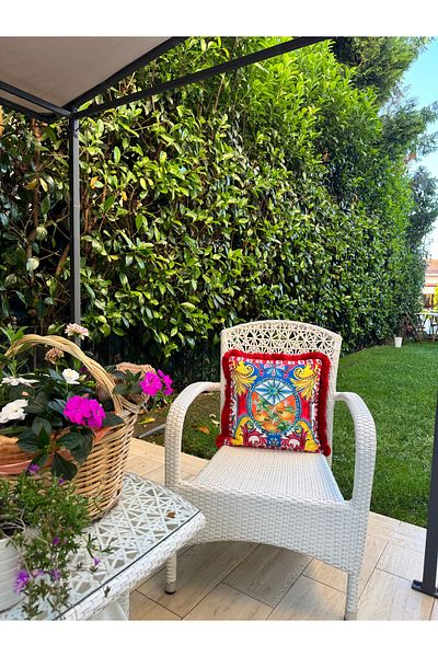 Merve Kaymakcı San Di Monte Pattern Throw Pillow Case-Red