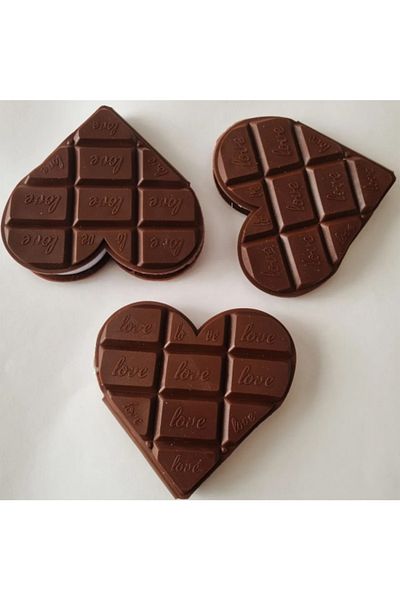 Store Heart Design Chocolate Notebook