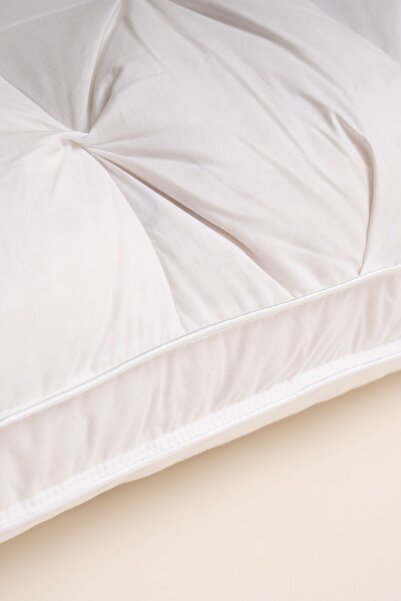 Penelope Perna realizata manual cu pene de gans 100% termoregulatoare 50x70 cm - Seria Innovia