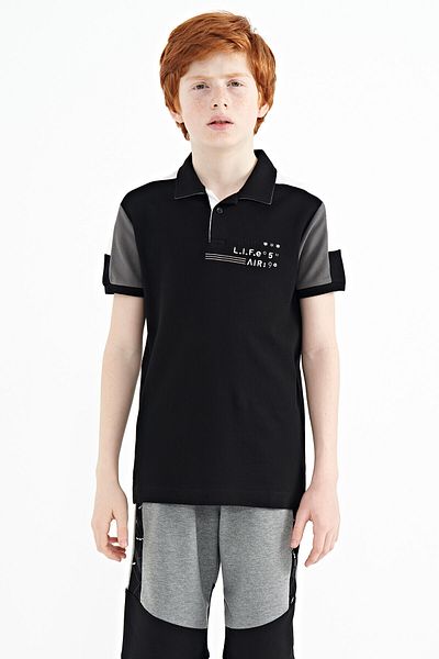 TOMMY LIFE تي شيرت للأولاد بكتف مكشوف من Garni باللون الأسود - 11155