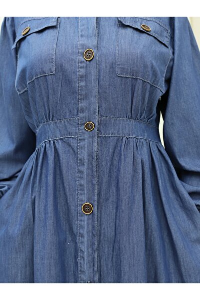 Modamorfo Джинсове плаття з гумкою на рукавах, ґудзиками по всій довжині та двома кишенями - синє