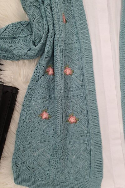 Modamorfo Prolamovaný vyšívaný kardigan - modrý