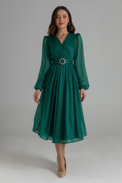 XXL BUTİK Kadın kemerli kruvaze yaka simli gece elbisesi