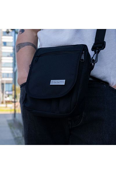 zagatto Men's Crossbody Bum Bag, Black, Waterproof, Spacious, 20x24x6 cm, ZG707