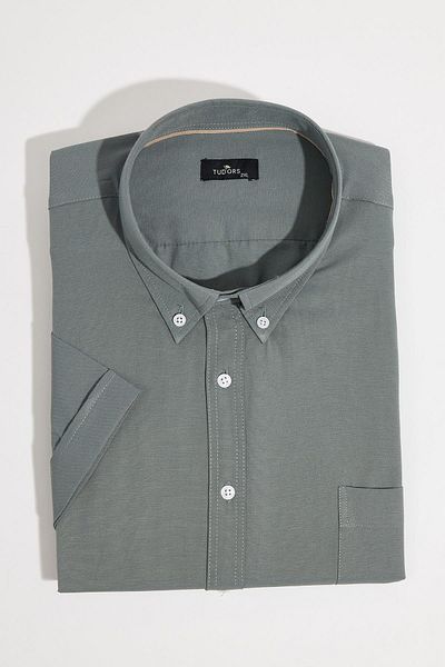 Tudors Men's Plus Size Short Sleeve Lapel Button Cotton Pocket Solid Gray Shirt