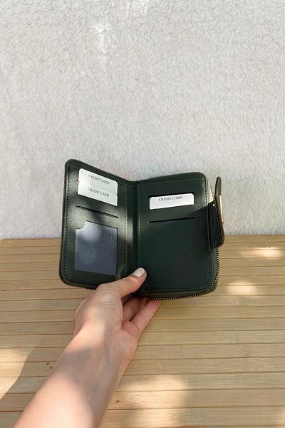 Mazel Design Women's Zippered Card Holder Compartment Wallet Accessory