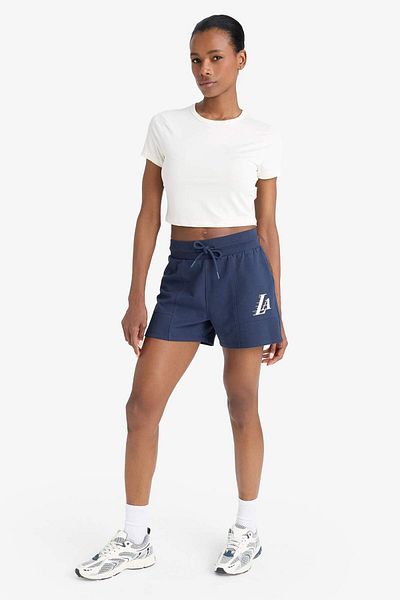 DeFacto Fit Nba Los Angeles Lakers Standard Fit Sportsman Short Leg Shorts E3626Ax25Sm