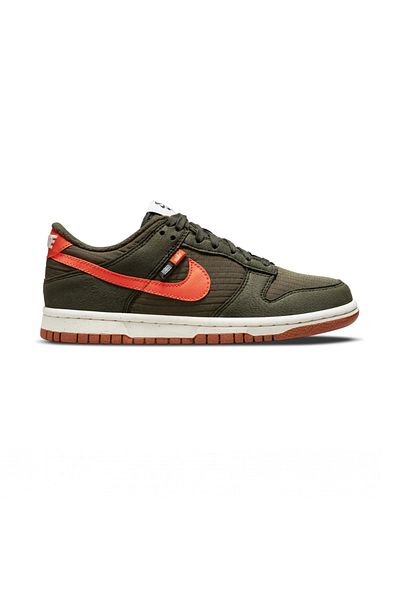Nike DUNK LOW SE NN BG