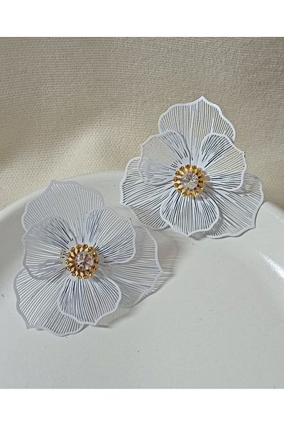 mos&more White Flower Very Light Stylish Brand Women's Earrings