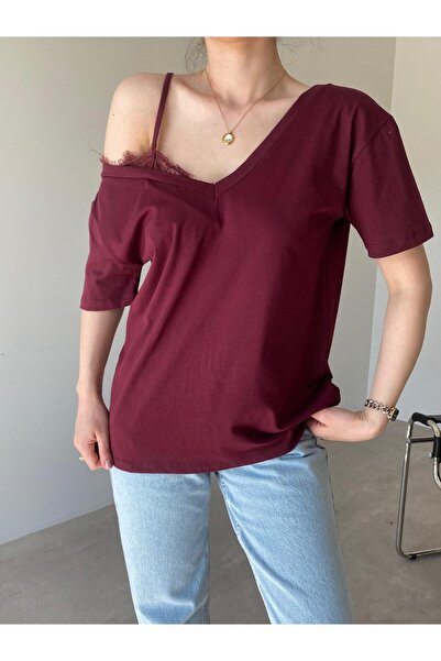 Bade Butik Μπλουζάκι με λεπτομέρεια από δαντέλα με λαιμόκοψη σε μπορντό χρώμα