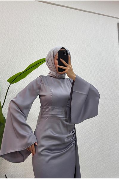modadeywearst Σατέν Μουσουλμανικό βραδινό φόρεμα με λεπτομέρεια κρεμαστή ουρά