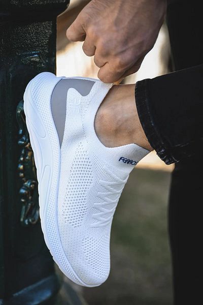 QUNDIR Unisex White Flexible Breathable Walking Lightweight Knitwear Shoes