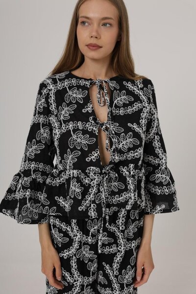 ALPACO Bluză Brode cu legături cu fundă - Negru -COLECȚIE