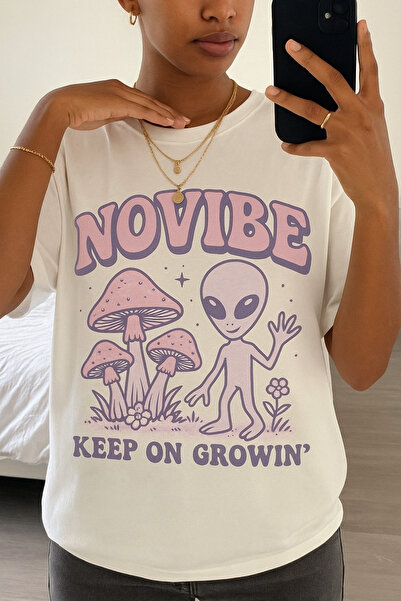 NoVibe Unisex Novibe Keep On Growin με τύπωμα με τύπωμα κοντομάνικο μπλουζάκι από 100% βαμβάκι