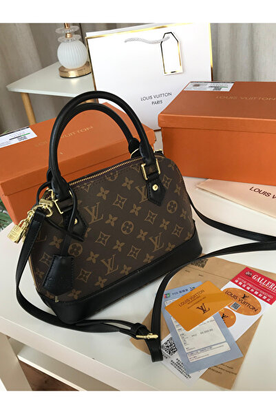 Louis & Louisa شنطة لويس يتون