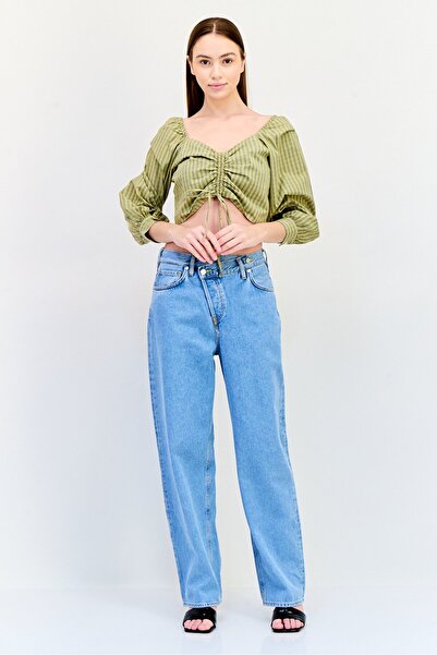 Levi's Women V-Neck Long Sleeve Tartan Print Crop Top, Multicolor