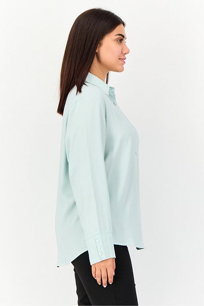 Bebe Women Spread Collar Solid Long Sleeves Blouse, LIght Blue