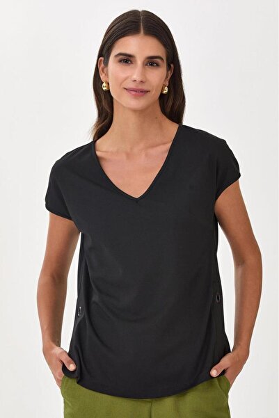 İKİLER V Yaka Yanı Kuşgözü Detaylı Bluz 025-1039