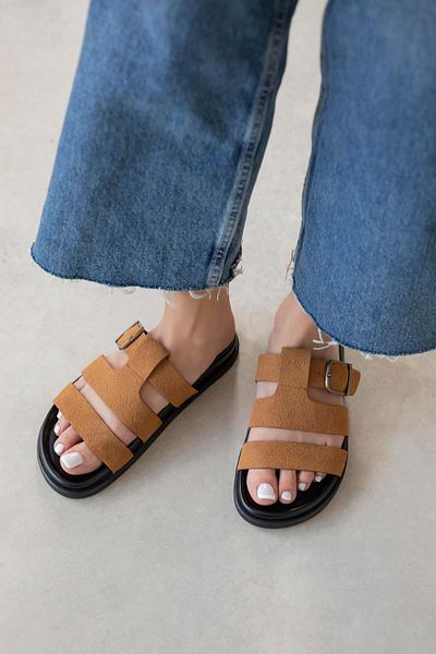 STRASWANS Toff Γυναικεία Πόρπη Λεπτομέρεια Daily Comfort Suede Παντόφλες Καφέ