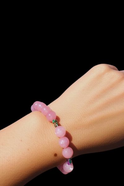 mrmpro Natural Pink Quartz Crystal – Stone That Cleans Negative Energy and Softens the Heart