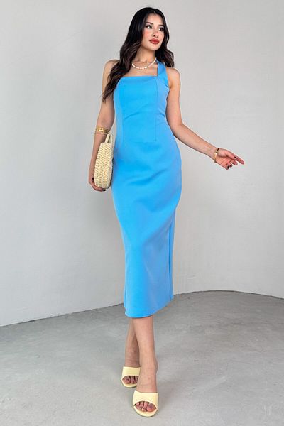 Cappmoda ELB-01791 Φόρεμα με λουράκι με ρυθμιζόμενο μπλε λαιμό, πλαστικοποιημένο πολυβισκόνη ύφασμα με σχισμή στην πλάτη