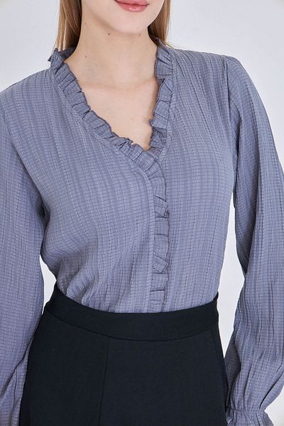 armonika Women's Gray Collar and Front Ruffle Detail Long Sleeve Blouse with Elastic Sleeves Arm-25K001030