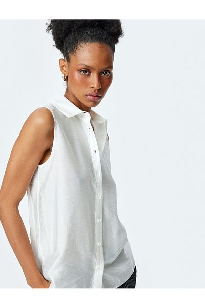 Koton Classic collar viscose sleeveless shirt.
